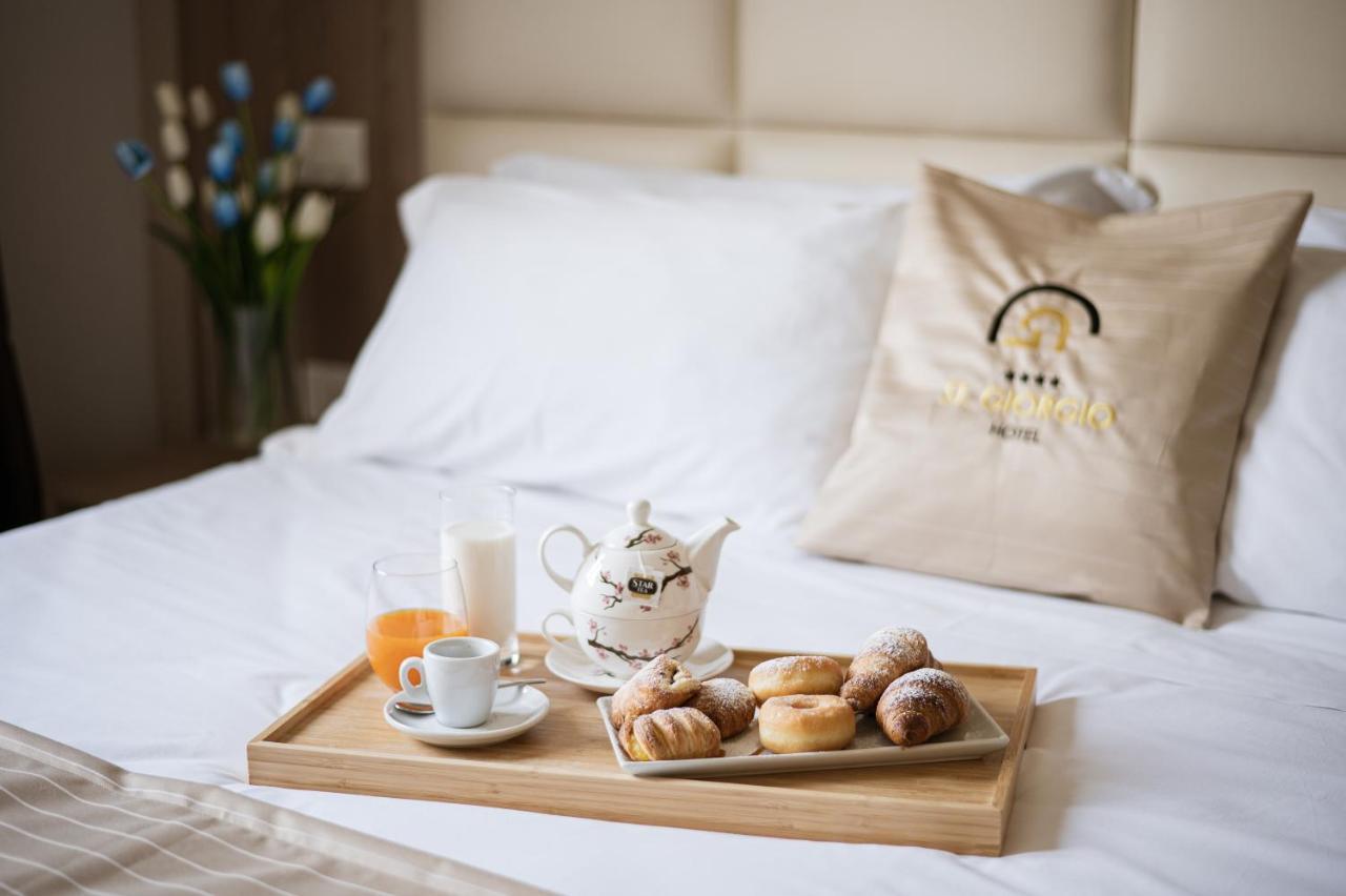 Hotel St. Giorgio Кастел Сан Джорджо Екстериор снимка